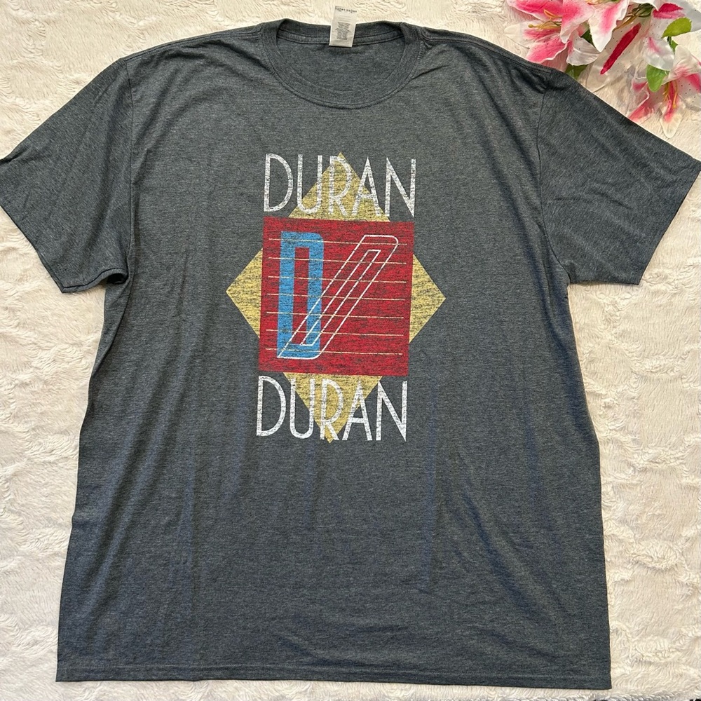 Duran Duran - Band Shirt Graphic Tee Geometric Design Gray Gildan Ring Spun 2XL